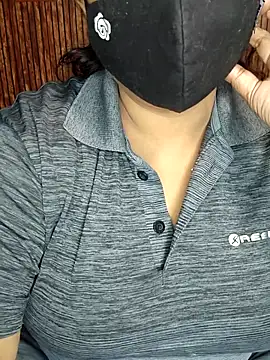 Snapshot of sapna_2121 chatting on October 8, 10:13 am sapna 2121 online show from October 8, 10:13 am