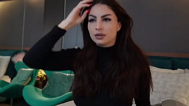 Snapshot of EmilyTrix chatting on February 7, 6:06 am EmilyTrix online show from February 7, 6:06 am