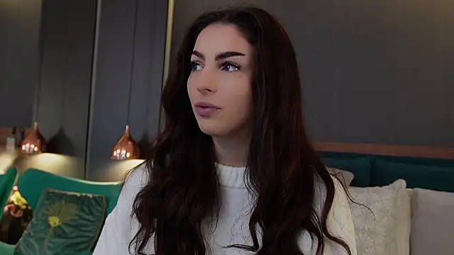 Snapshot of EmilyTrix chatting on February 23, 8:01 am EmilyTrix online show from February 23, 8:01 am