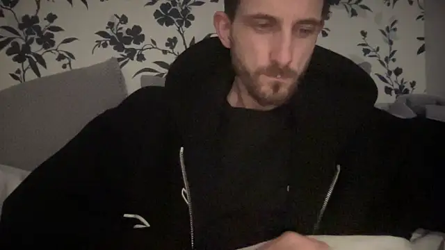 Big8inchUncutCock online show from April 8, 7:14 pm