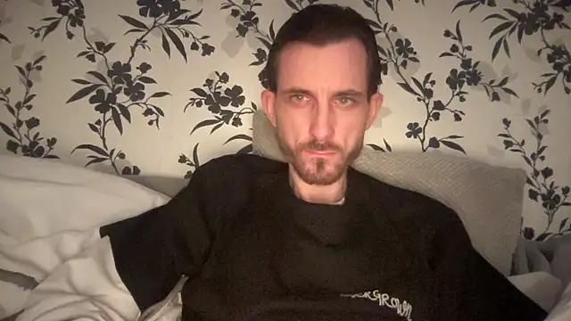 Big8inchUncutCock online show from April 9, 9:53 pm