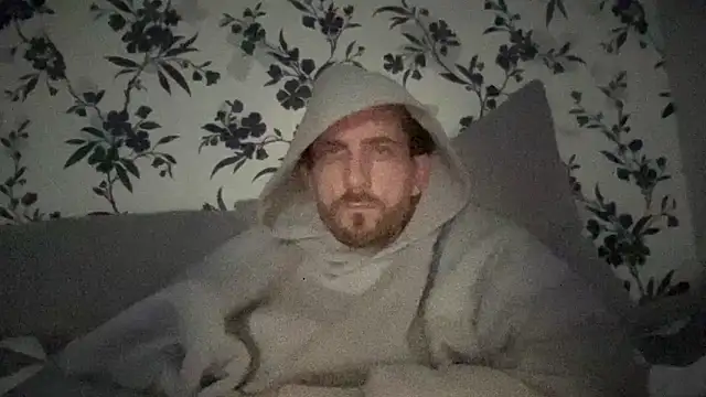 Big8inchUncutCock online show from April 11, 8:40 am