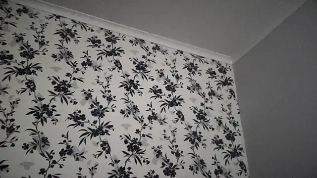 Big8inchUncutCock online show from April 12, 11:59 am