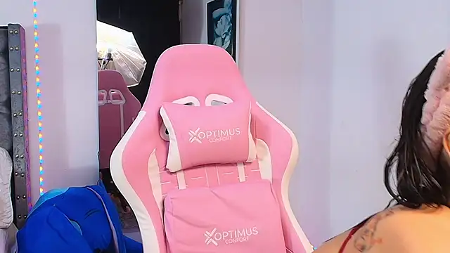 GraceWallace  online show from November 20, 1:39 am