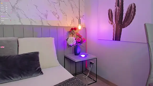 Karlla Brown online show from March 6, 12:12 pm