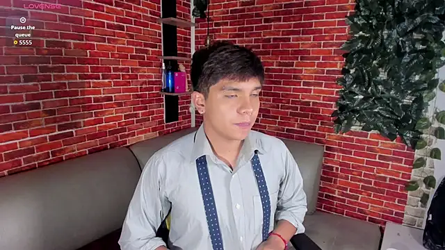 Thiago Kozak online show from May 20, 1:39 pm