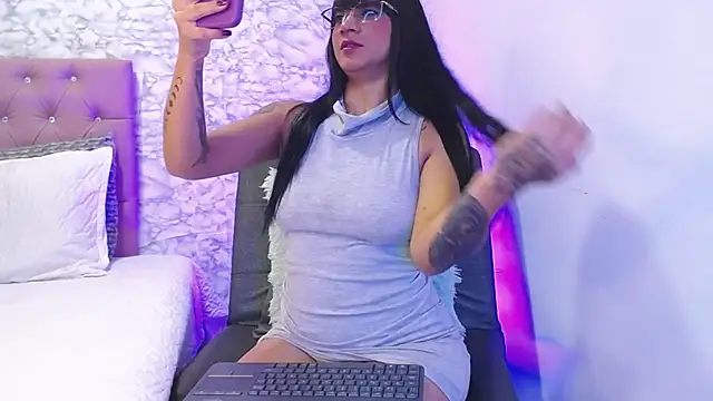 Snapshot of VeroIvanova chatting on September 9, 2:05 pm VeroIvanova online show from September 9, 2:05 pm