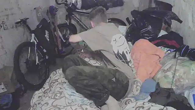 Snapshot of makarov1993 chatting on September 9, 12:37 pm makarov1993 online show from September 9, 12:37 pm