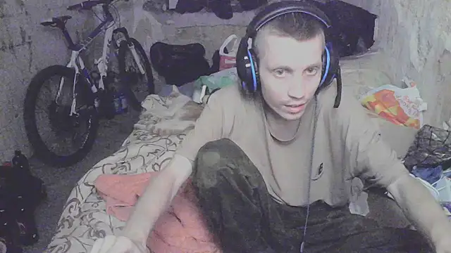 Snapshot of makarov1993 chatting on September 17, 7:04 pm makarov1993 online show from September 17, 7:04 pm