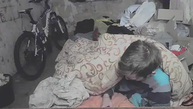 Snapshot of makarov1993 chatting on October 21, 5:41 am makarov1993 online show from October 21, 5:41 am