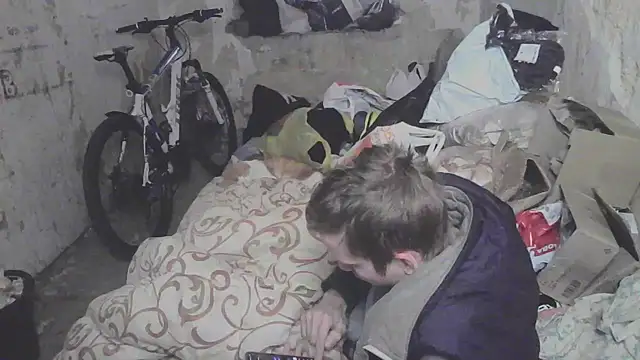 Snapshot of makarov1993 chatting on October 22, 9:53 am makarov1993 online show from October 22, 9:53 am