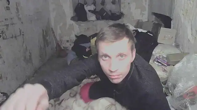 Snapshot of makarov1993 chatting on November 4, 10:20 pm makarov1993 online show from November 4, 10:20 pm