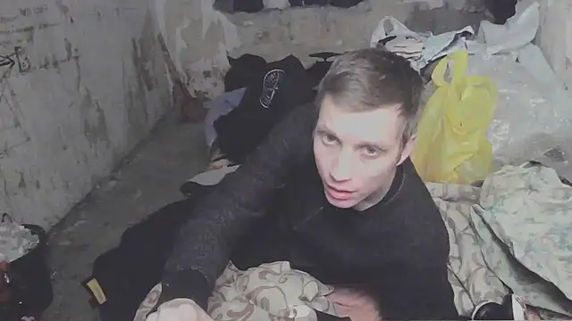 Snapshot of makarov1993 chatting on November 7, 6:46 am makarov1993 online show from November 7, 6:46 am