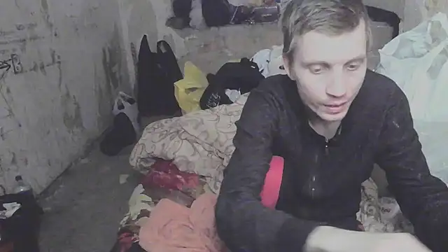 Snapshot of makarov1993 chatting on November 15, 1:18 pm makarov1993 online show from November 15, 1:18 pm