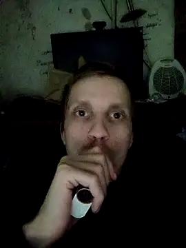 Snapshot of makarov1993 chatting on November 18, 4:44 pm makarov1993 online show from November 18, 4:44 pm