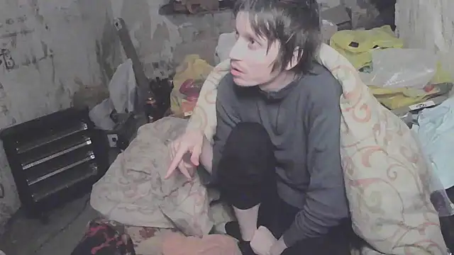 makarov1993 online show from April 15, 8:54 am