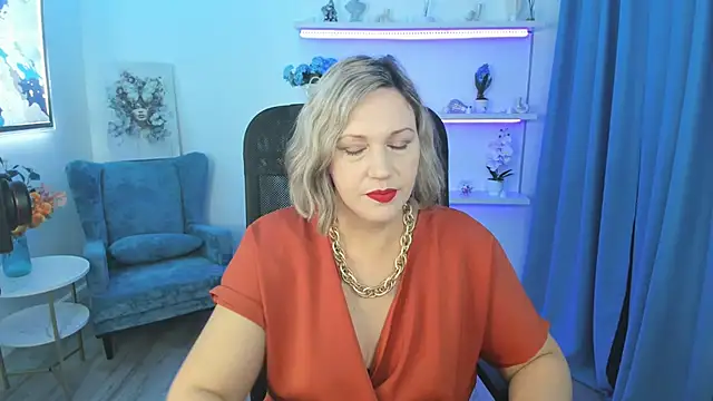 NinaStarle online show from November 8, 5:18 am