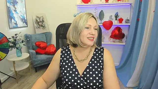 NinaStarle online show from February 11, 11:48 am