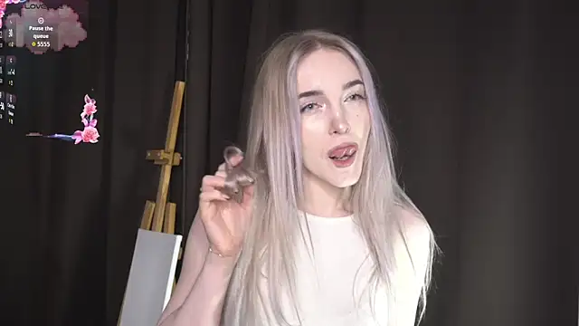 MaeEversley online show from September 10, 7:08 am