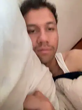 Michaell Spinelly online show from April 15, 6:26 pm