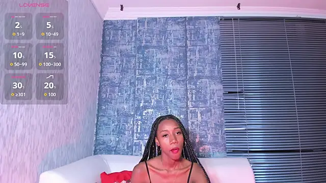 NathalyLeen online show from October 27, 8:35 pm