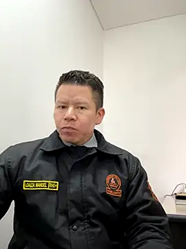 Snapshot of Manu0586 chatting on October 2, 12:01 pm Manu0586 online show from October 2, 12:01 pm