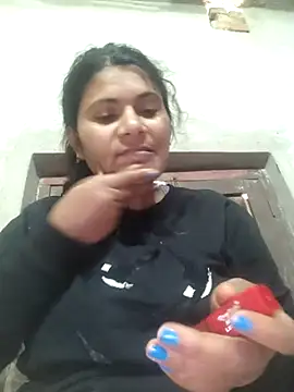 couple 71 online show from December 14, 6:08 am