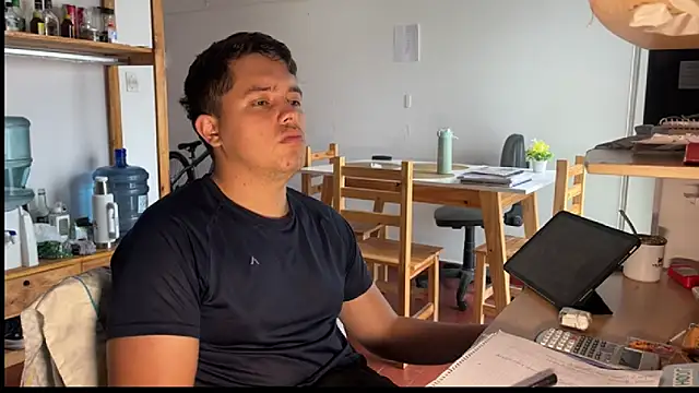 Snapshot of Haustin202 chatting on November 4, 7:57 pm Haustin202 online show from November 4, 7:57 pm