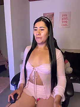 Snapshot of evelyn_ch_ chatting on March 31, 8:31 pm evelyn ch online show from March 31, 8:31 pm