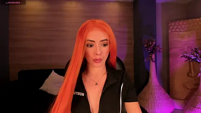 IsabellaMoreau online show from April 10, 8:24 pm