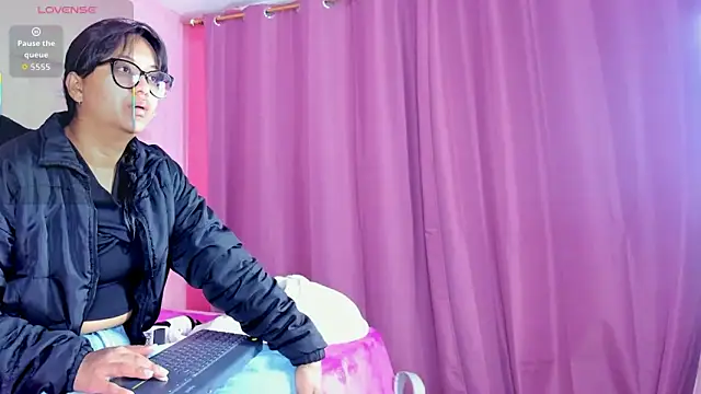 Azul Moon online show from November 25, 3:50 am