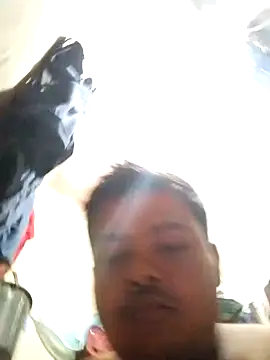 Snapshot of CatchingBouquet chatting on October 12, 9:47 pm CatchingBouquet online show from October 12, 9:47 pm