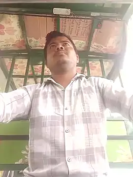 CatchingBouquet online show from March 24, 7:13 am