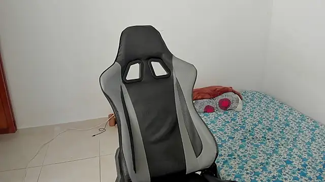 star shooting8 online show from March 9, 7:07 pm