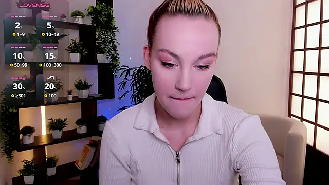 Ida FaneStain online show from April 5, 8:33 am