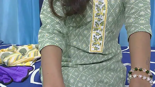 Aarti misty71 online show from November 20, 5:18 am