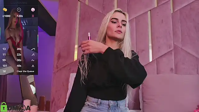 SelenaDaze online show from November 24, 5:18 am