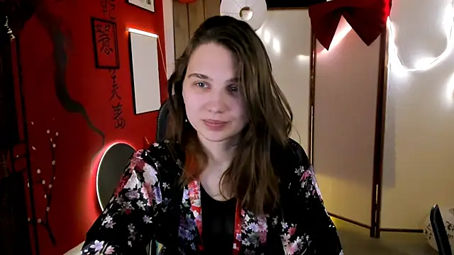 TessaMill online show from February 10, 5:44 am