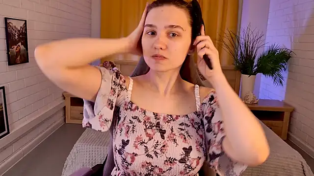 TessaMill online show from May 19, 5:14 am