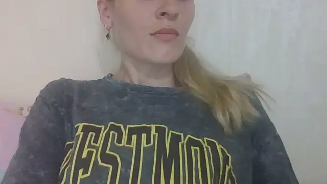 JayeTyler online show from July 19, 8:51 am