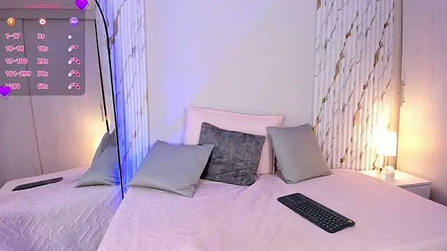 MissVioleet  online show from October 9, 5:22 pm