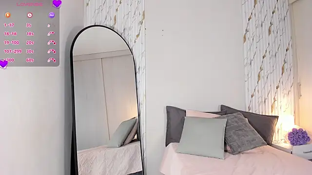 MissVioleet  online show from April 16, 5:58 pm