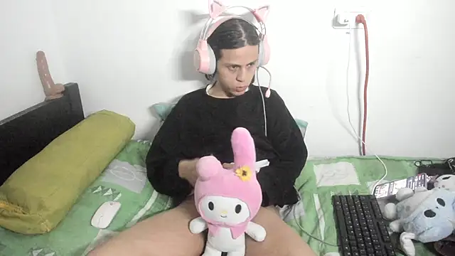 Petite-Goth online show from November 20, 11:04 pm