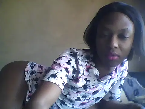 Snapshot of Blackyfreackygay chatting on June 29, 9:37 am Blackyfreackygay online show from June 29, 9:37 am