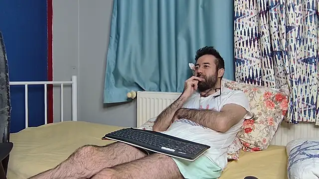 flydirty online show from November 26, 10:33 pm