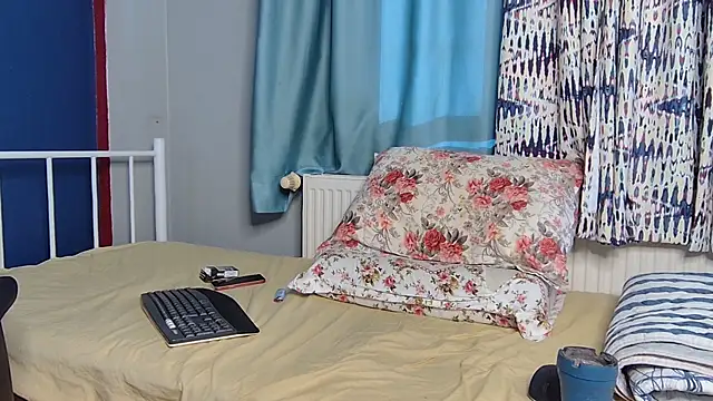 flydirty online show from November 28, 10:51 am