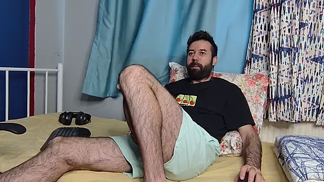 flydirty online show from December 3, 6:32 am