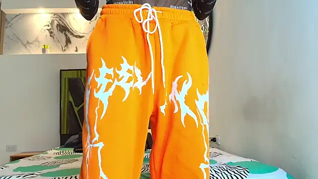 TWINKS FRIENDS online show from September 20, 1:28 am