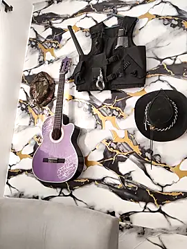 Hiroshi Shen online show from January 16, 1:26 pm