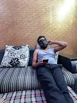 Snapshot of Iampriyaaa15 chatting on December 2, 7:03 am Iampriyaaa15 online show from December 2, 7:03 am